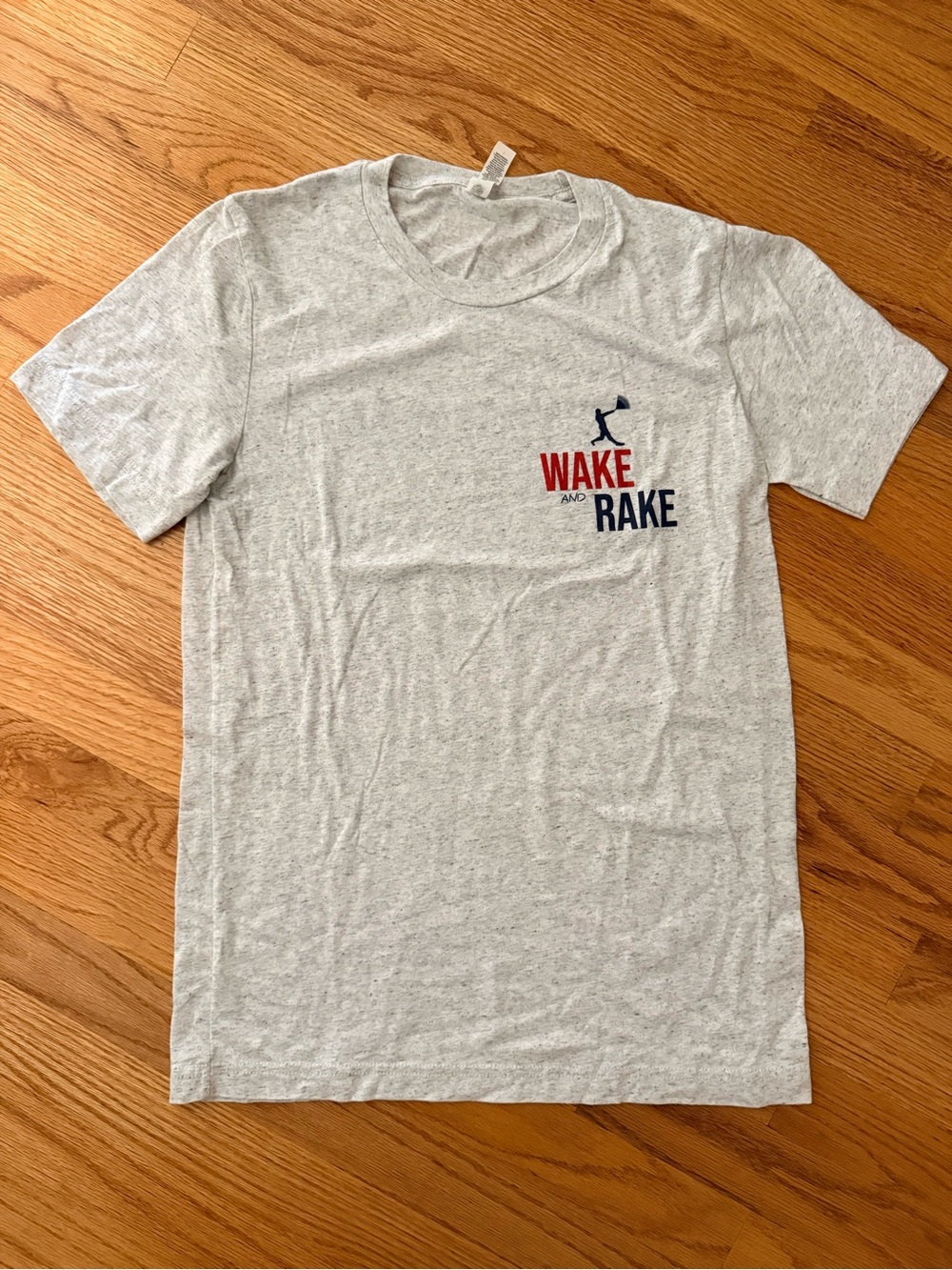 Swing Juice Wake and Rake Heather Gray Logo Crewneck T-Shirt (men’s s)